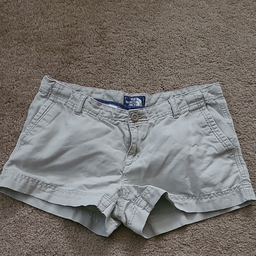 The North Face Women's Khaki Shorts, Size 8 - Picture 1 of 9